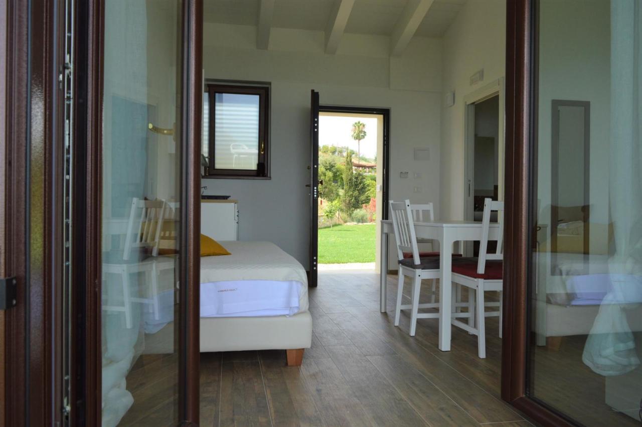 Casale Adriatico B&B ピネート エクステリア 写真
